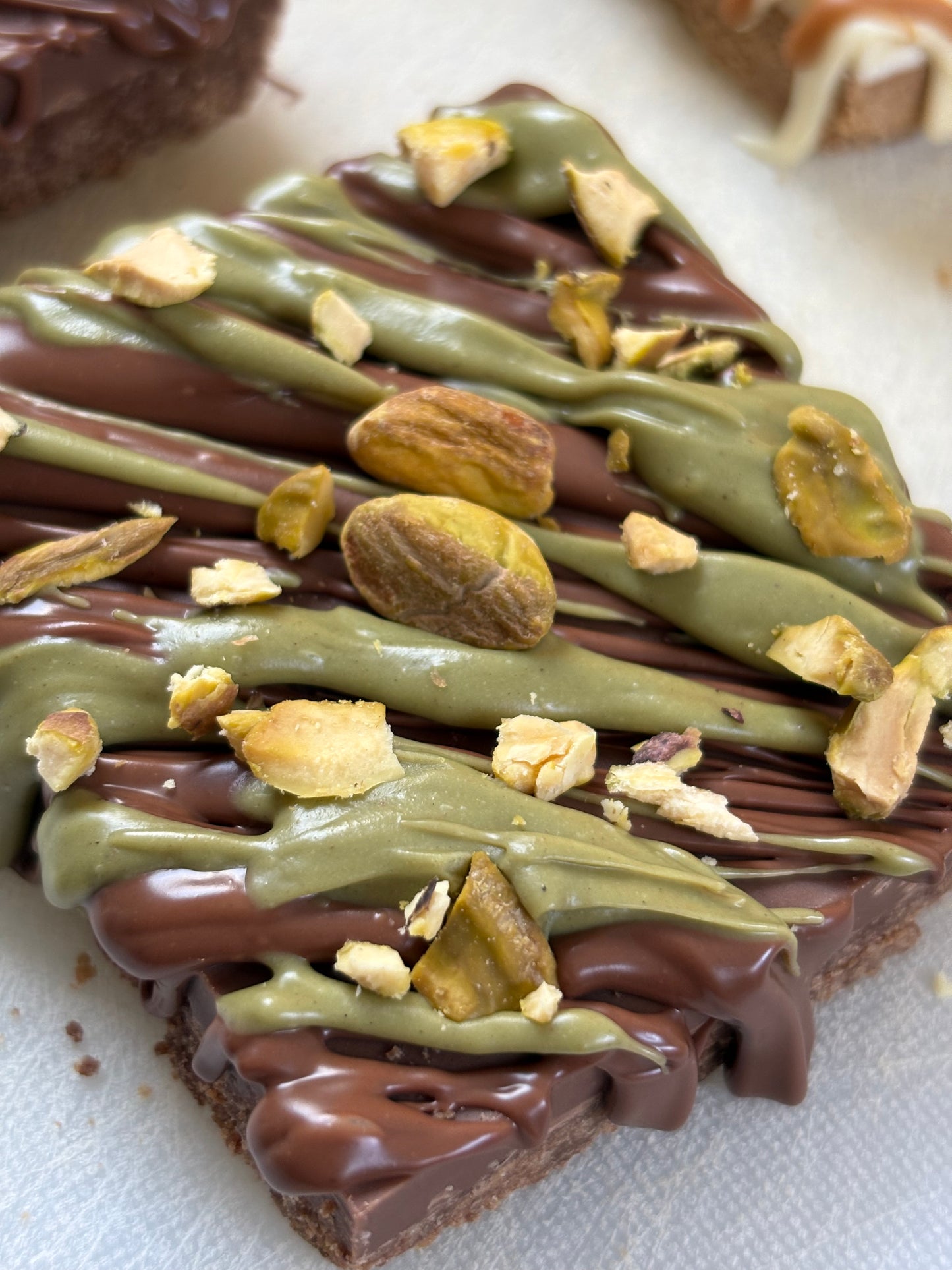 Dairy Milk & Pistachio Slice