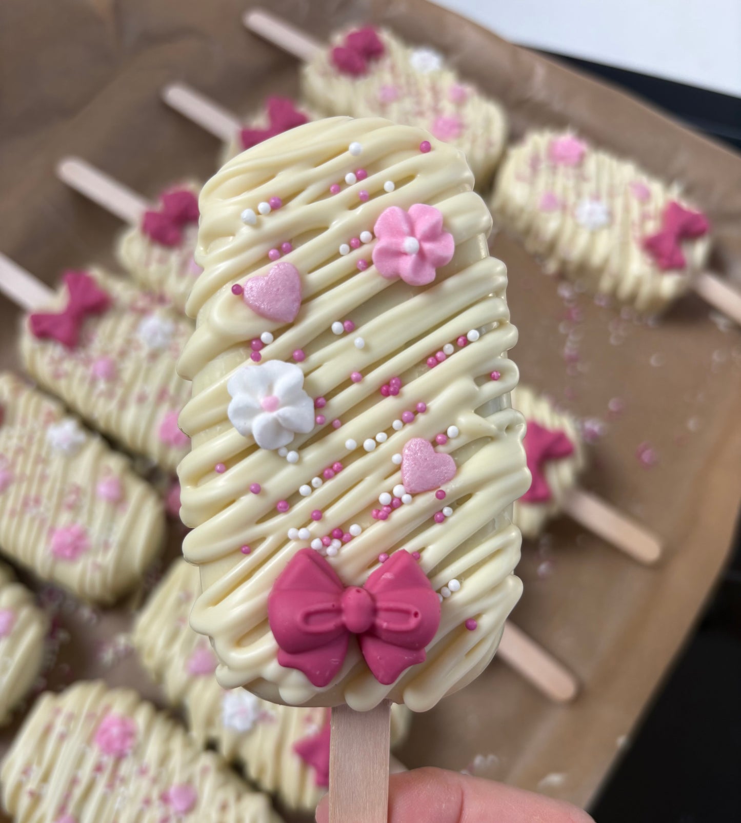 Brownie cake popsicle