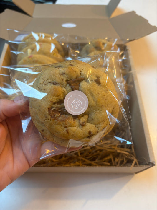 Milk Choc Chunk Cookie