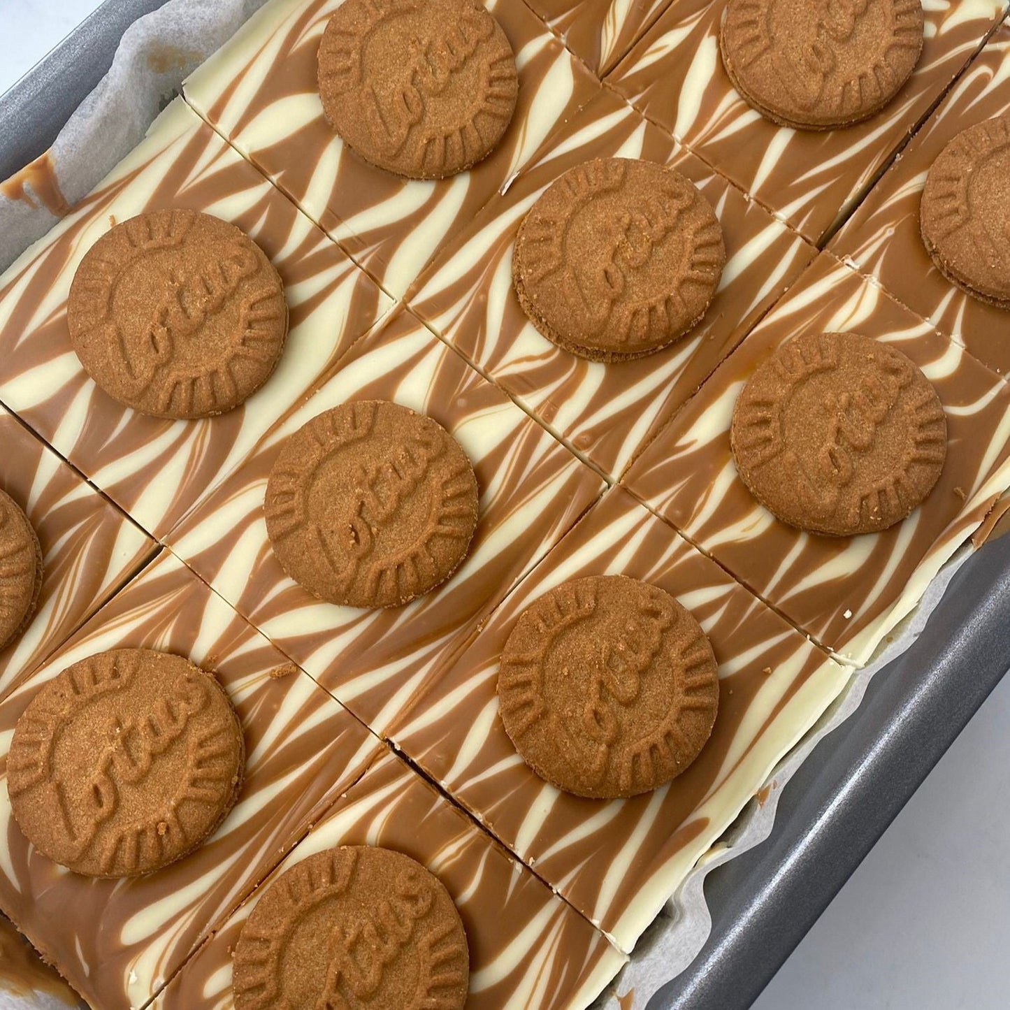 Milkybar/Biscoff Cream Slices